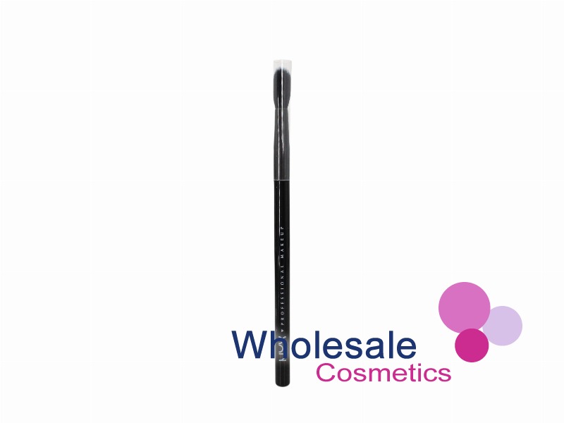 7 x NYX Professional Makeup Pro Brush - PROB17